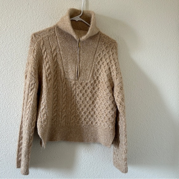 Abercrombie & Fitch Knit Pop Over 1/3 Zip Sweater Women’s XSmall Beige Cozy - Picture 2 of 11